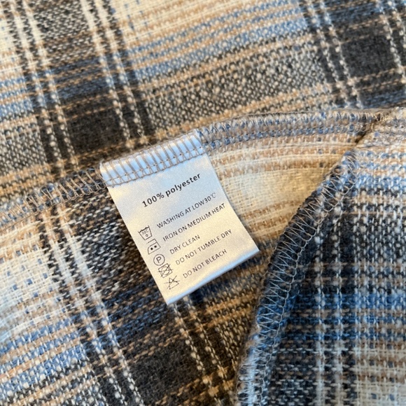 Red Sky Lumber Shacket - Picture 6 of 8